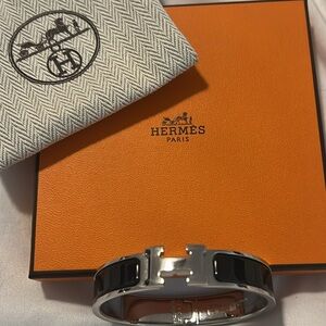 Woman’s HERMES Enamel Bracelet in Black and Silver